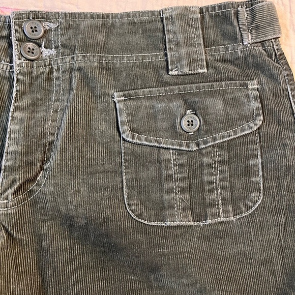 Old Navy corduroy shorts - Picture 2 of 6